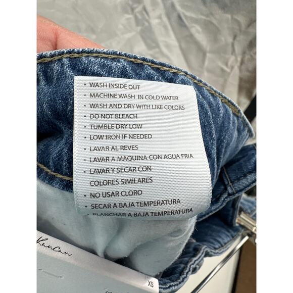 Kancan High Rise Distressed Denim Shorts Size XS NWT - Picture 7 of 7